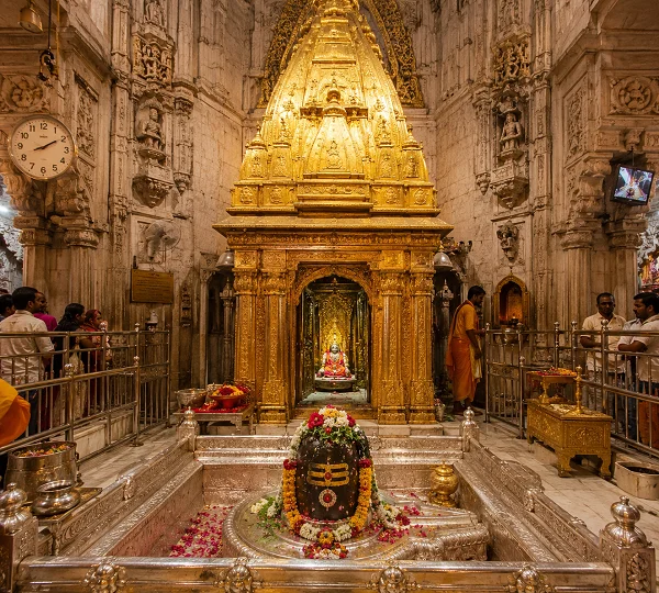 Shri Kashi Vishwanath Temple